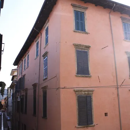 San Mammaso 招待所